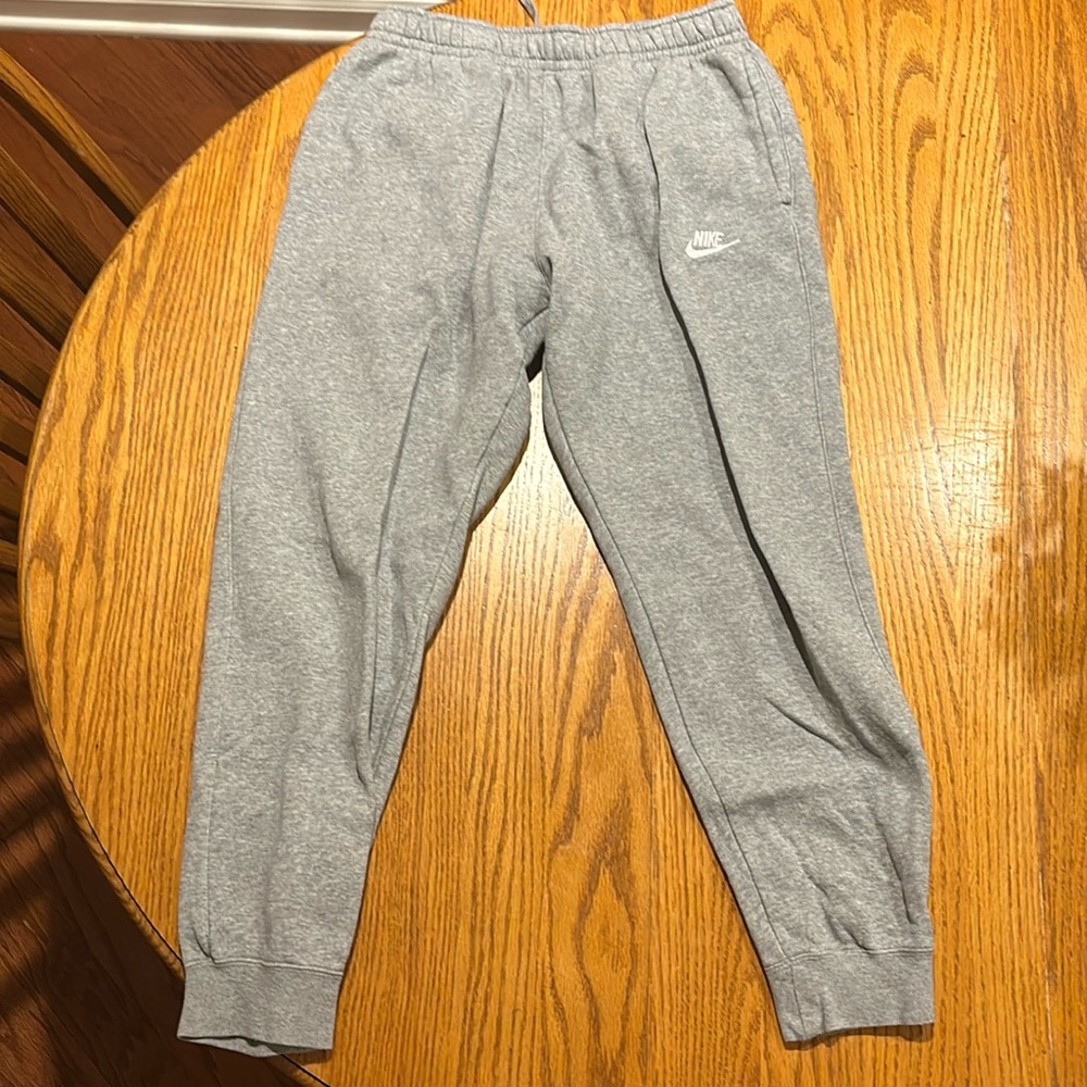 Nike sweats size M